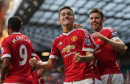 場比賽中 場比賽中